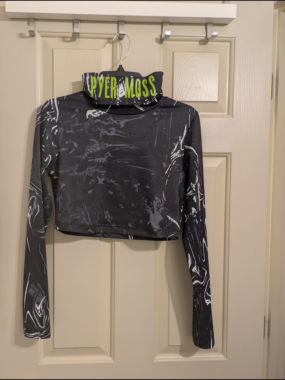 Pyer Moss Black Marble Print Cropped Mock Neck Top